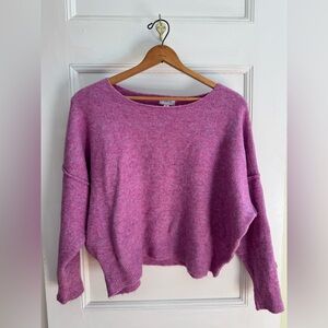 Evereve Fuchsia Crew Neck Sweater